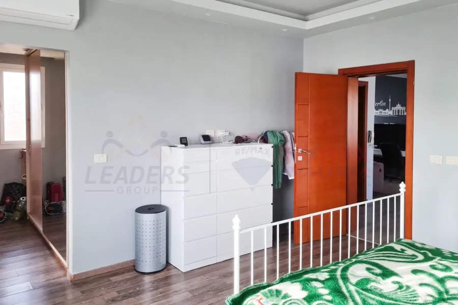 Stand-alone villa for sale 425 m (Mivida - Fifth Settlement)