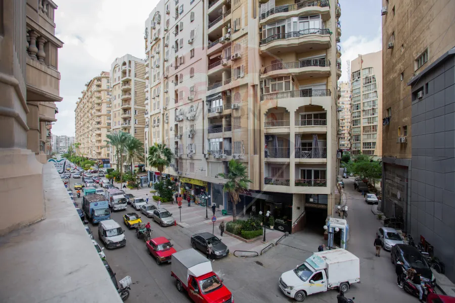 Apartment for sale 180 m Smouha (Next to Grand Plaza Hotel)