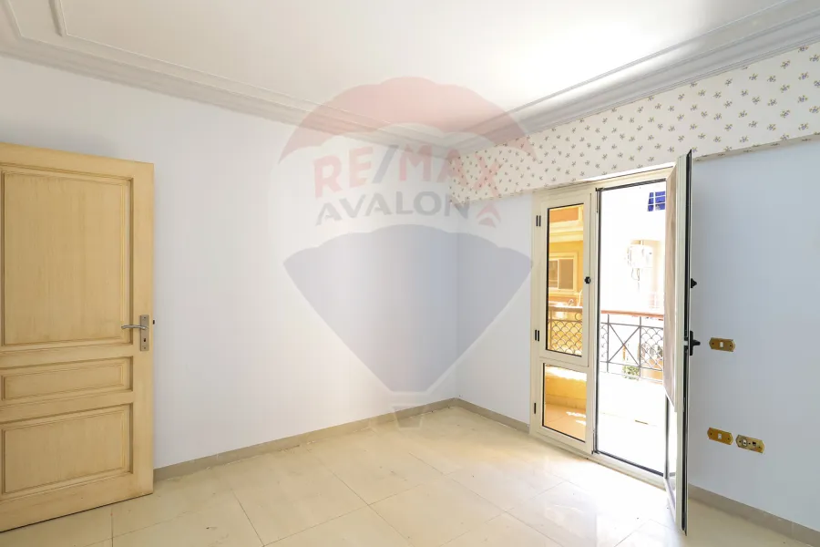 Apartment for Rent 270 m Kafr Abdo (intersection between Saint Genie and Sakina bant Al-Hussein)