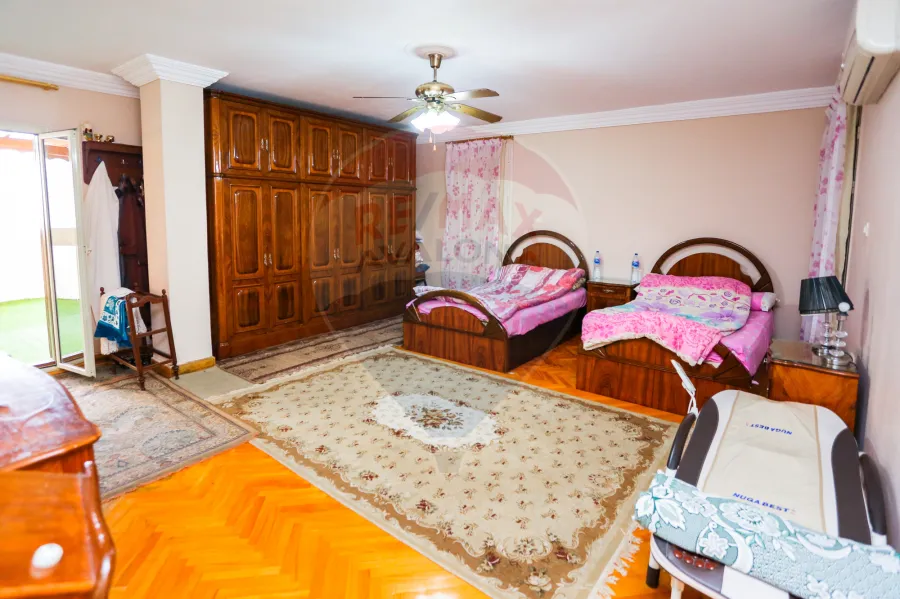 شقة للبيع 600م لوران ( خطوات من ش شعراوي )