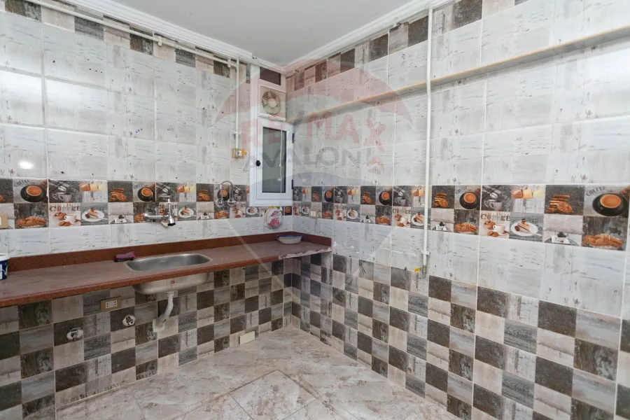 شقة للبيع 150 م بولكلي (ش ابراهيم راجي)