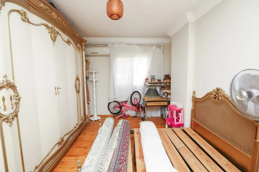 شقة للبيع 230م سان ستفانو