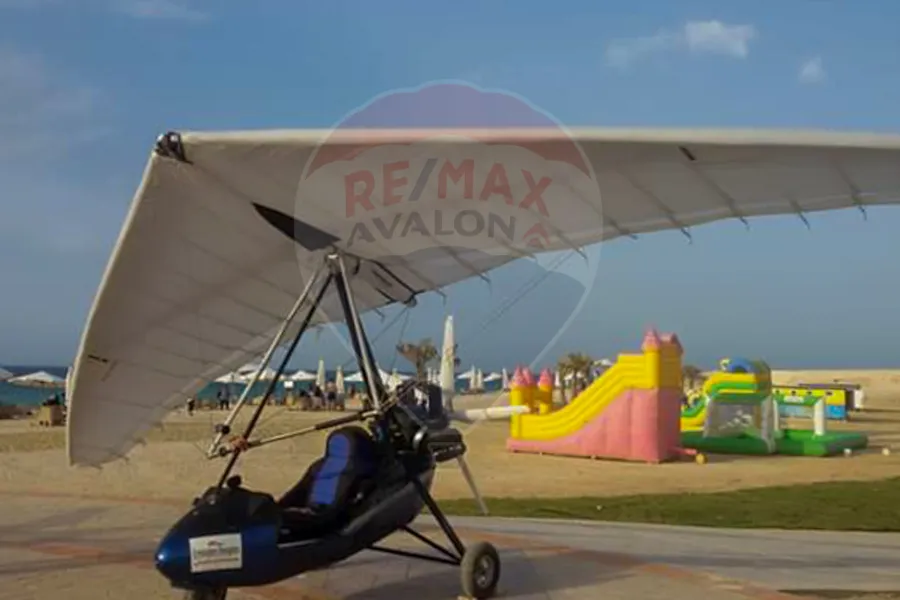 Chalet for sale on the coast (Emirates Heights) - 100 m