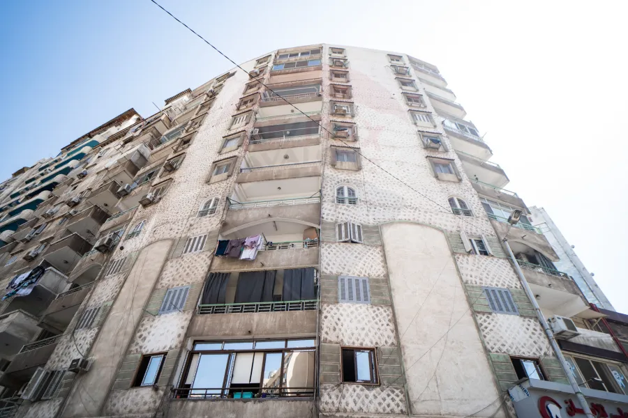 شقة للبيع 150م ميامى (ش اسكندر ابراهيم - امام الاكاديمية مباشرة)