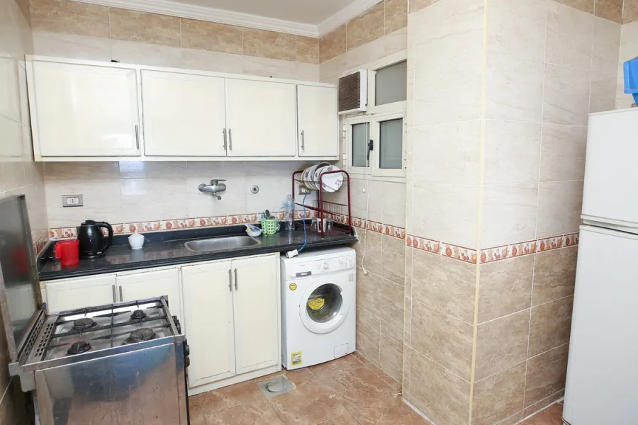 شقة للبيع 165م العصافرة (على البحر مباشرة)