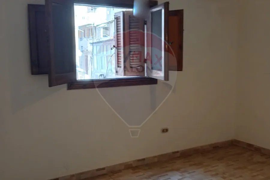 Apartment for sale 192 m Shatby (Mohamed Shafiq St.)
