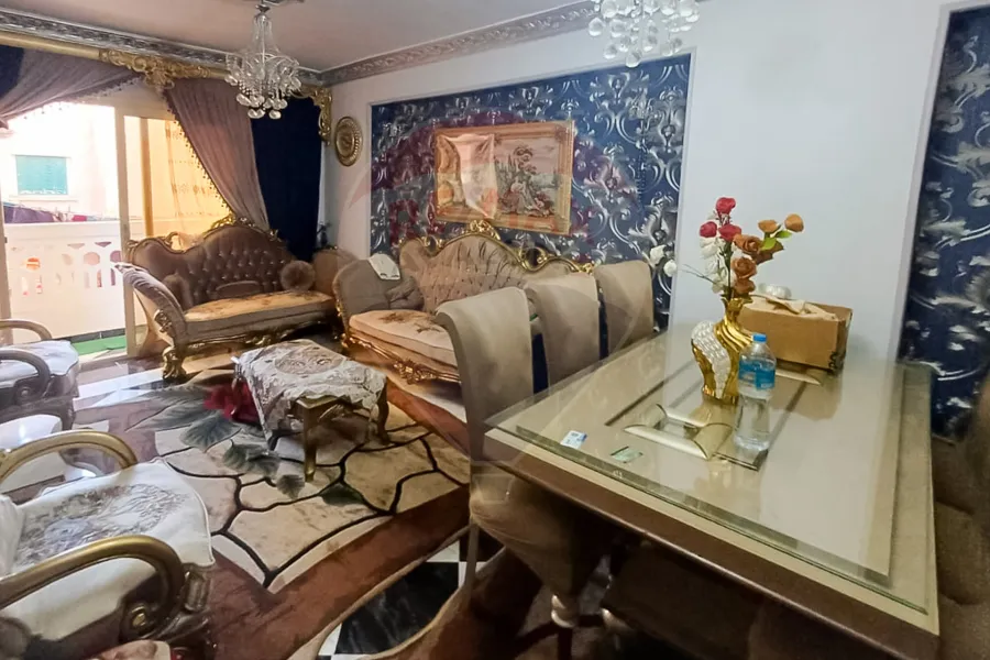 Apartment for sale 130 m Saba Pasha (steps from Abou Qir St. and tram)