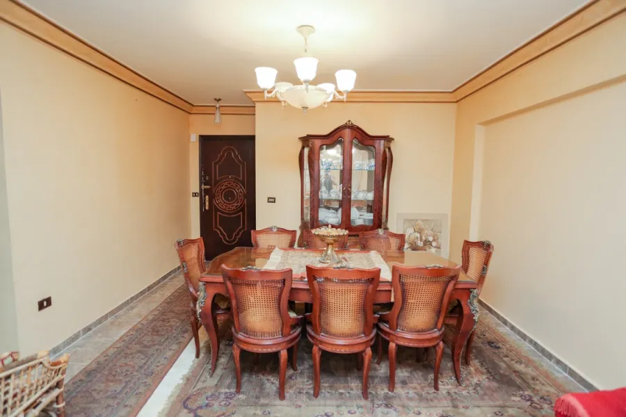 شقة للايجار مفروش 140م سابا باشا