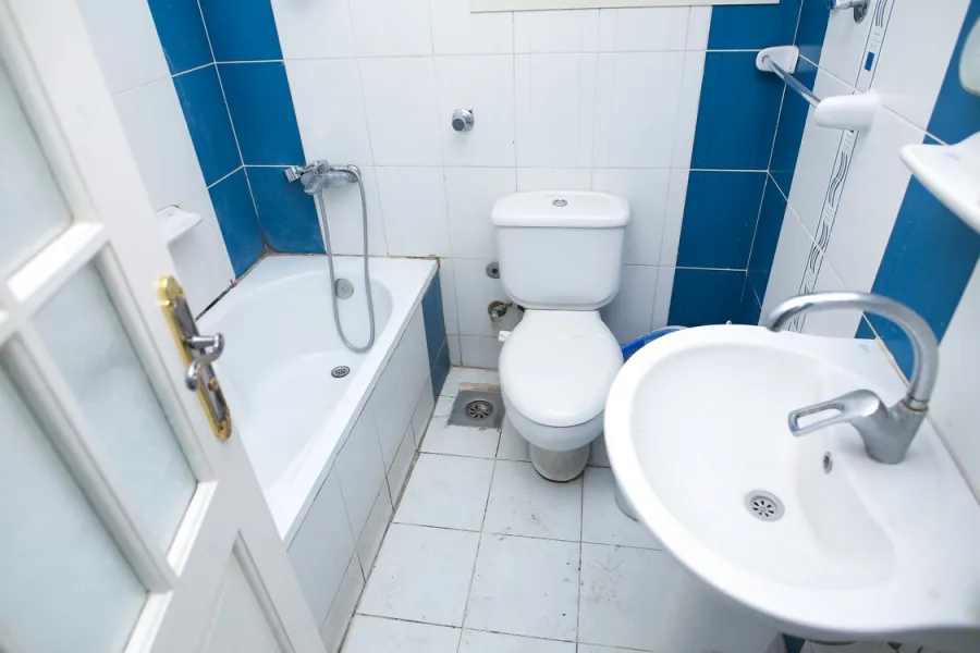 شقة للبيع 165م العصافرة (على البحر مباشرة)