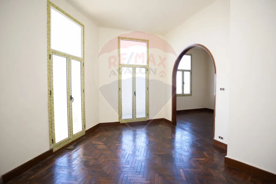 Apartment for sale 135 m Sporting (on the sea)