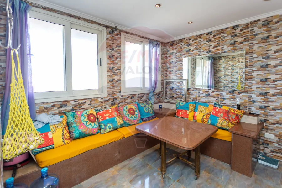 شقة للبيع 430 م سموحة (ش بهاء الدين الغتوري)