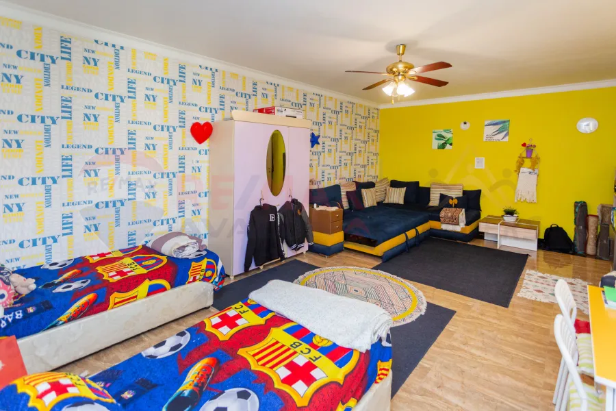 شقة للبيع 204 م سموحه (انطونيادس سيتي)