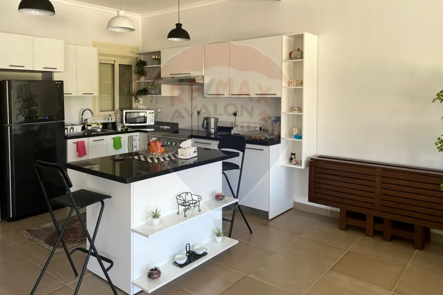 Ground chalet with roof for sale (Hacienda Bay - Sidi Abdel Rahman)