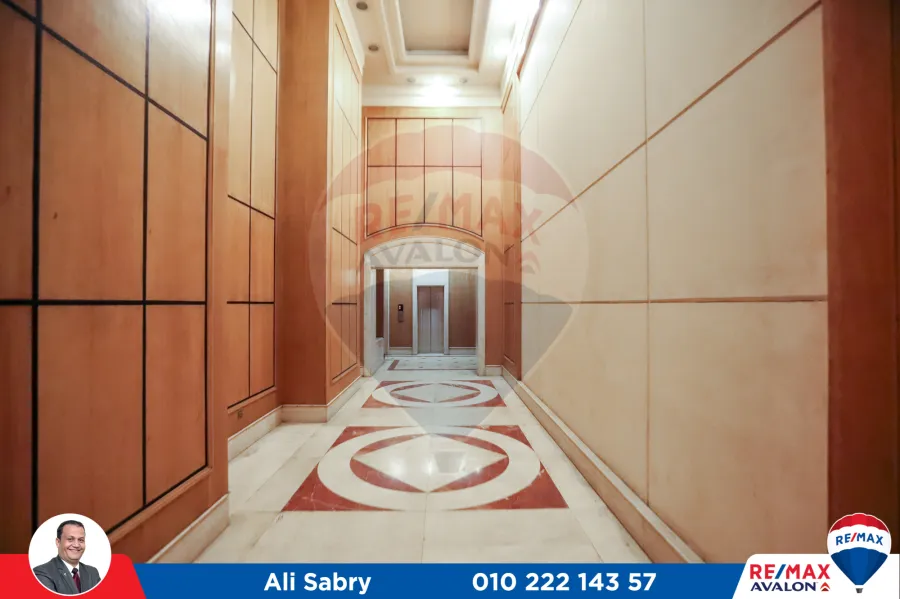 شقة للبيع 248 م سموحة (ابراج اللوتس ش فوزي معاذ)