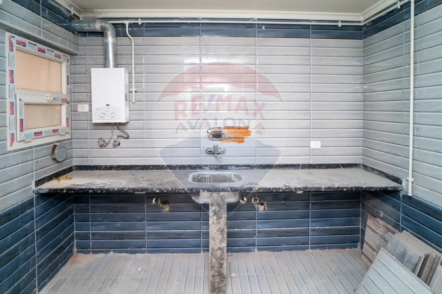 شقة للايجار 178 م سموحة (كومباوند الصيادلة)