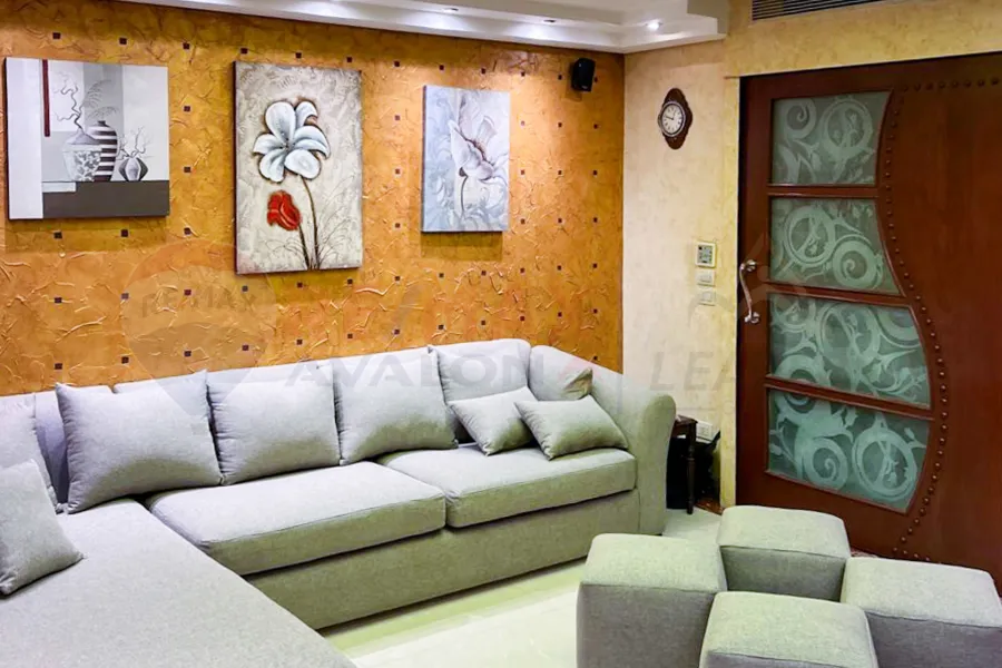 Apartment for sale 250 m Smouha (Tout Ankh Amoun St.)