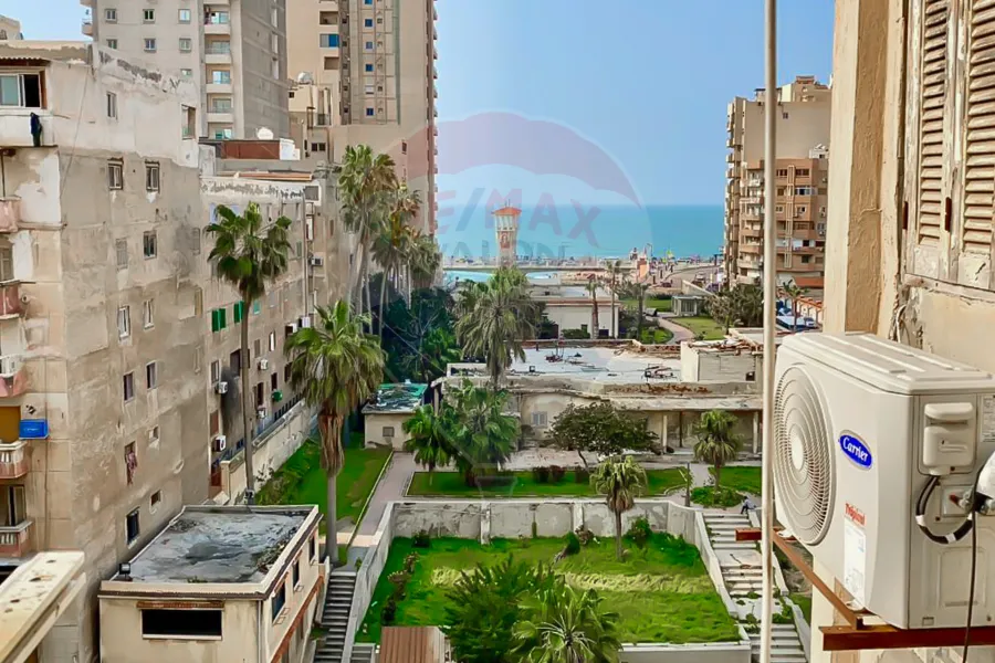 Apartment for sale 156 m Stanley (the third from the sea)