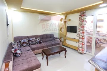 شقة للبيع 75 م المعمورة ( على البحر مباشرة )