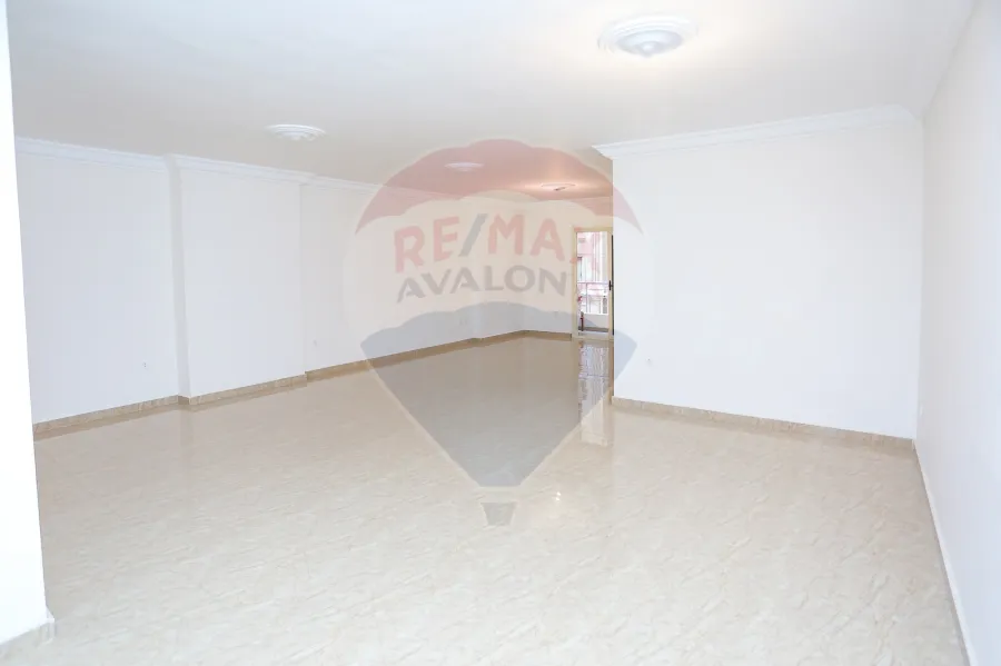 Apartment for sale 280m Tharwat (Abdel Hamid Tharwat St.)