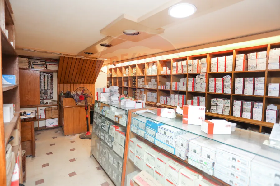 Shop for sale 52 m shop + 15 m storage Al-Ibrahmia (Port Said st.)