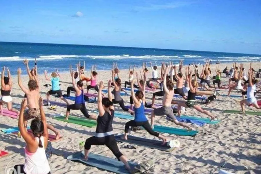 فيلا للبيع 606م بالساحل الشمالي  (قرية بو ايلاند) - خليج سيدي عبد الرحمن  - ك 120