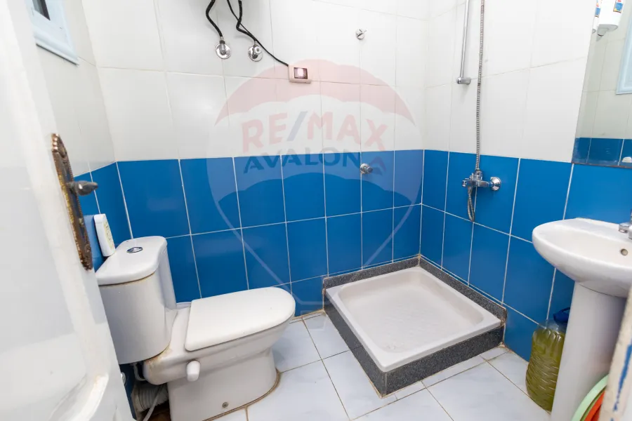 Apartment for sale 200 m Montazah (Malek Hefny St.)