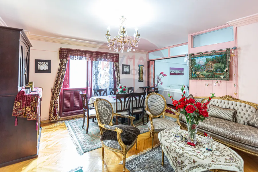 شقه للبيع 185 م لوران (ش سيرهنك )