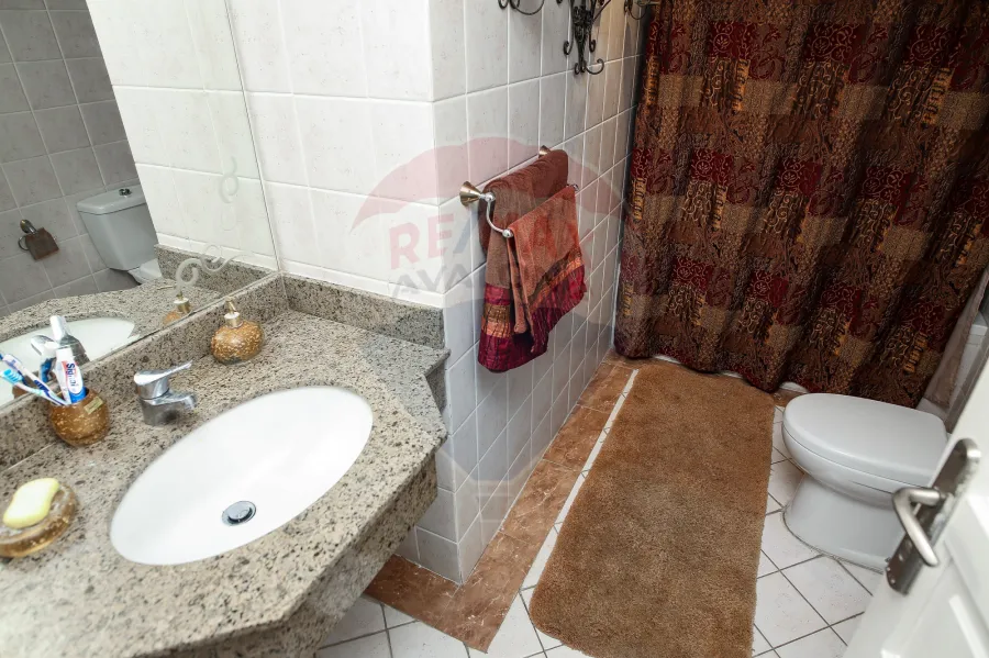 شقة للإيجار المفروش 136 م سان ستيفانو (الفورسيزونز)