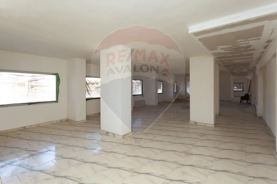 Administrative unit for sale 760 m Victoria (Ibn Salama Main St)