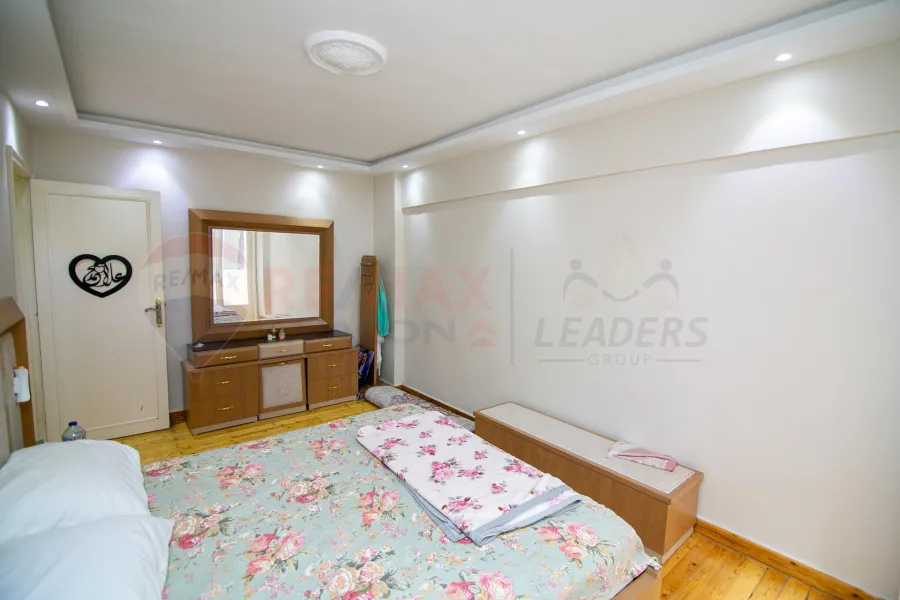 Apartment for sale 200 m Bolkley (Ahmed Helmy St.)