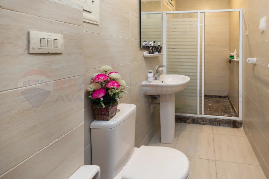 Duplex apartment for sale 320 m Sporting (Ahmed Allam Street - steps from Abu Qir Street)