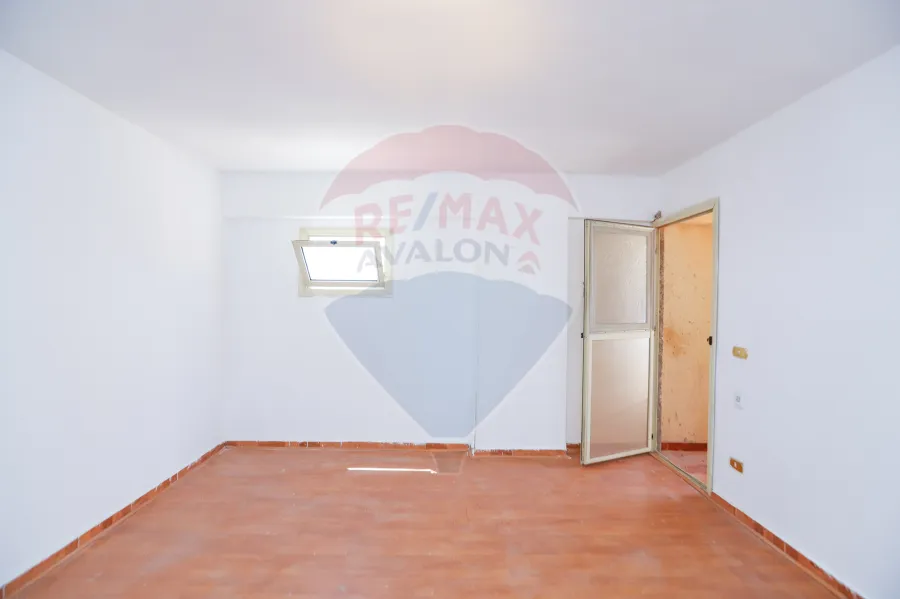 Apartment for Sale 150 m Smouha (Branched from Zaki Ragab)