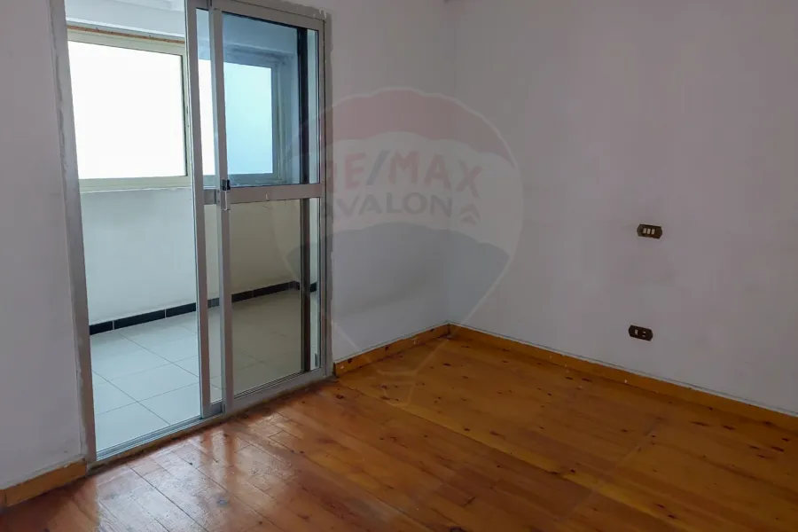 Apartment for rent 130 m Stanly (Shahdy basha St.)