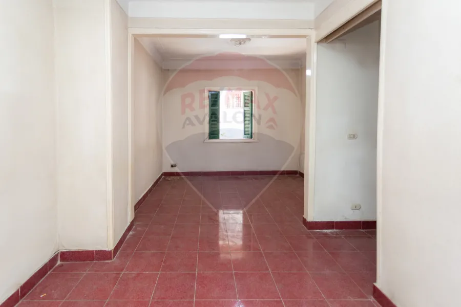 شقة للإيجار 90 م الشاطبي (ثاني نمره من البحر)