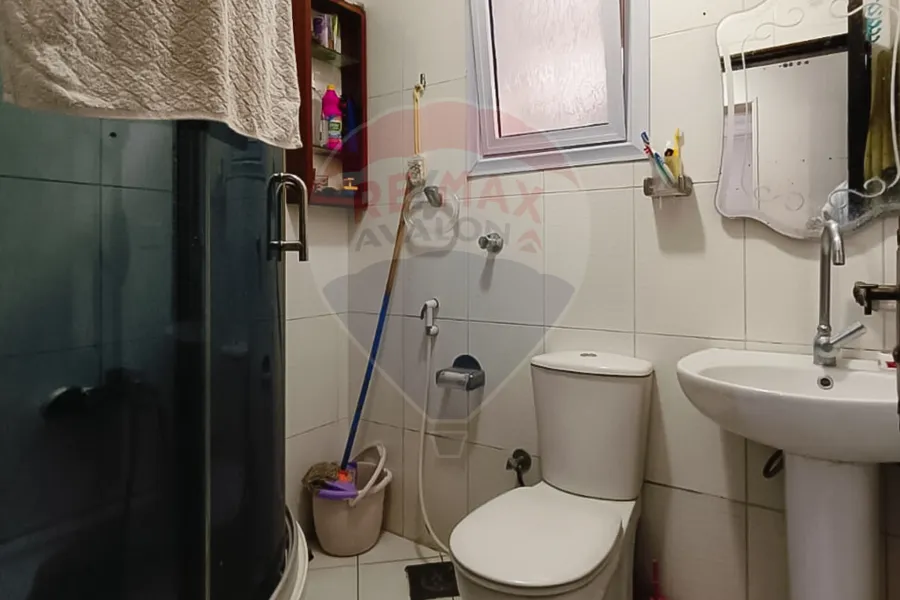 شقه للبيع 130 م سيدي بشر (متفرع من ش العيسوي)