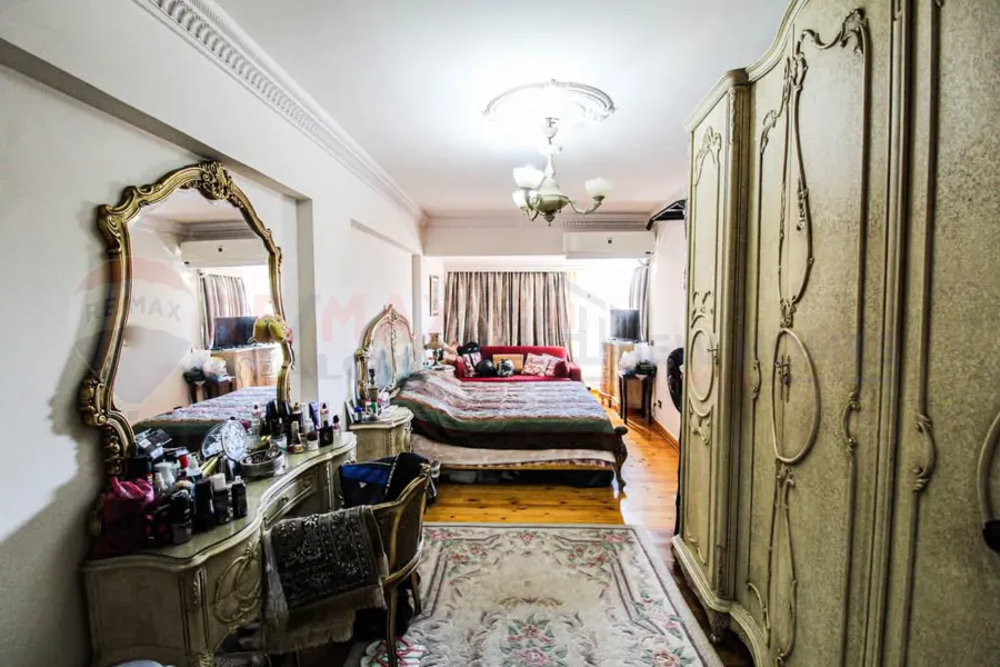 Duplex for sale 200 m Smouha (Bahaa AlDin El Ghtouri St)