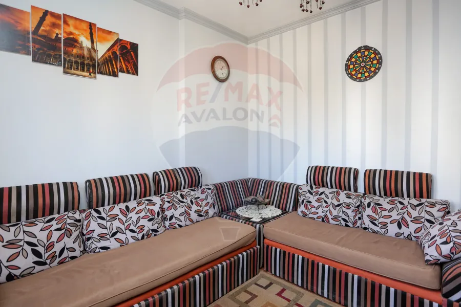 شقة للبيع 130 م الابراهيمية (ش ممفيس خطوات من الترام )