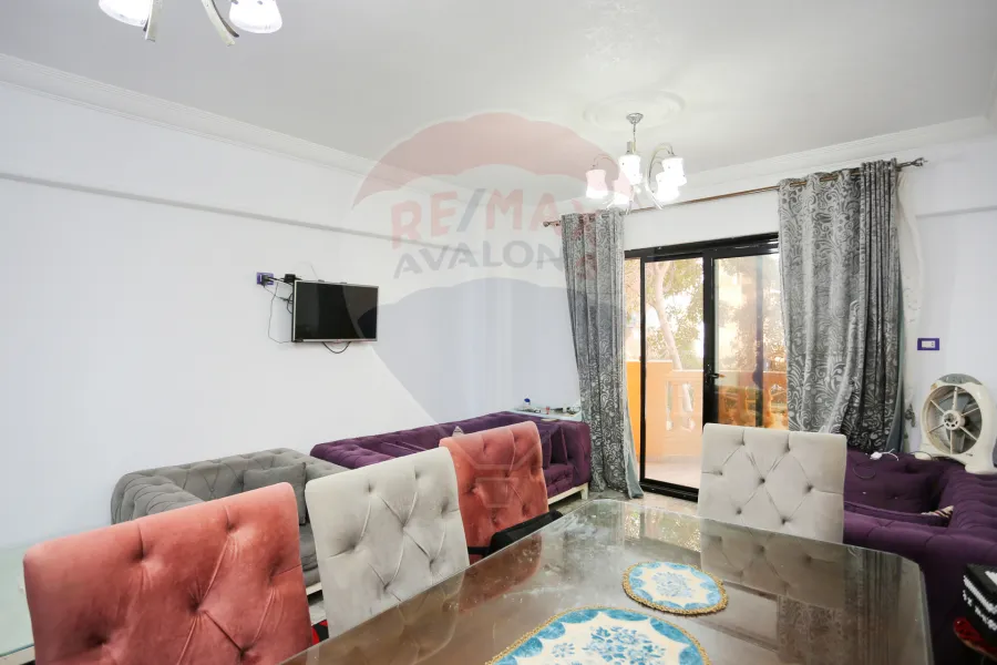 شقة للبيع 150 م سيدي بشر الترام ( خطوات من خالد بن الوليد)