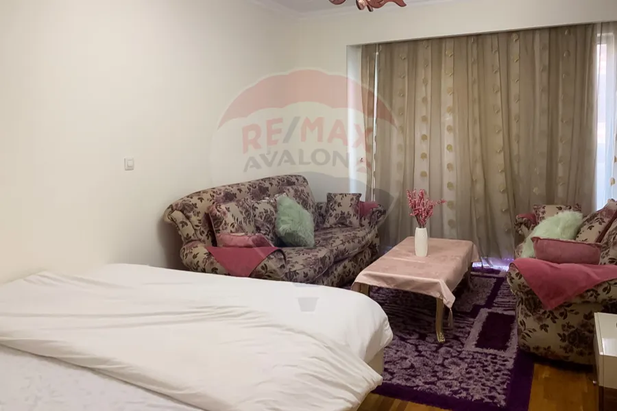 شقة للايجار المفروش 270 م سان ستيفانو (الفور سيزون)