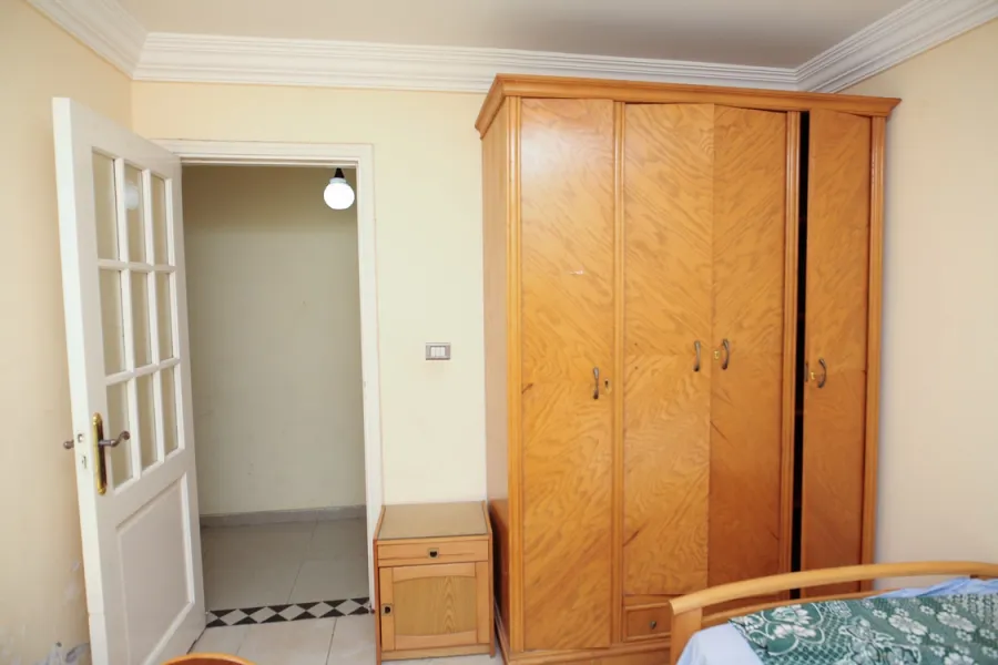 شقة للبيع 165م العصافرة (على البحر مباشرة)