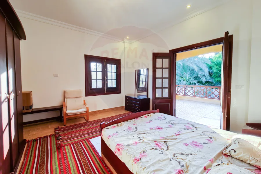 فيلا للبيع 1,650 م كينج مريوط (خلف الديزرت هوم)