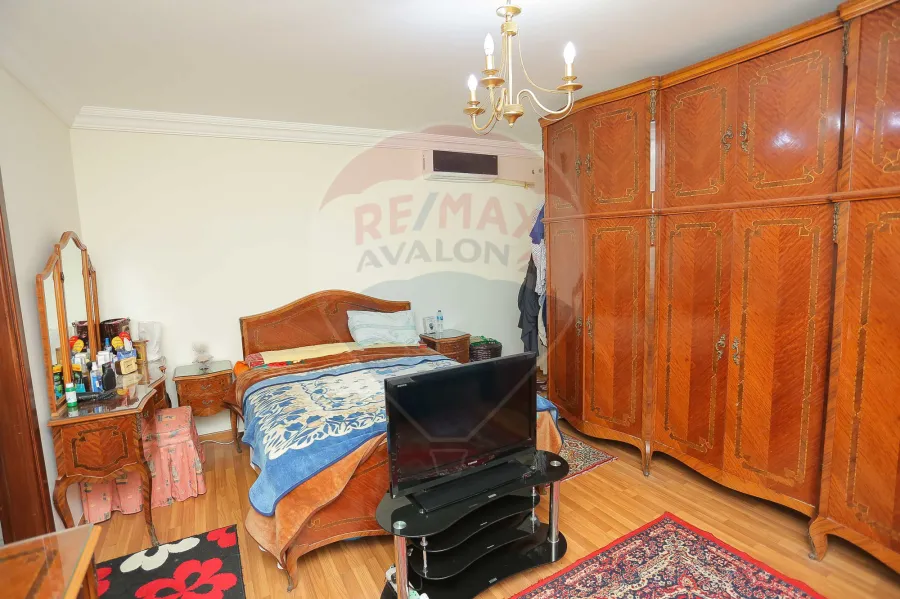 Apartment For Sale 215 m Roushdy (Aziz Shnouda Tower)