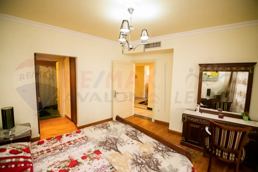 شقة للإيجار المفروش 136 م سان ستيفانو (الفورسيزون)