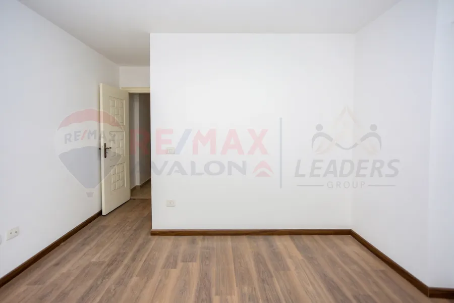 Apartment for sale 181 m Smouha (Pharmacists Compound)