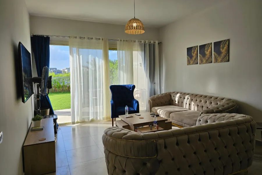 شاليه ارضي بجاردن للبيع (هاسيندا باي) 153 م