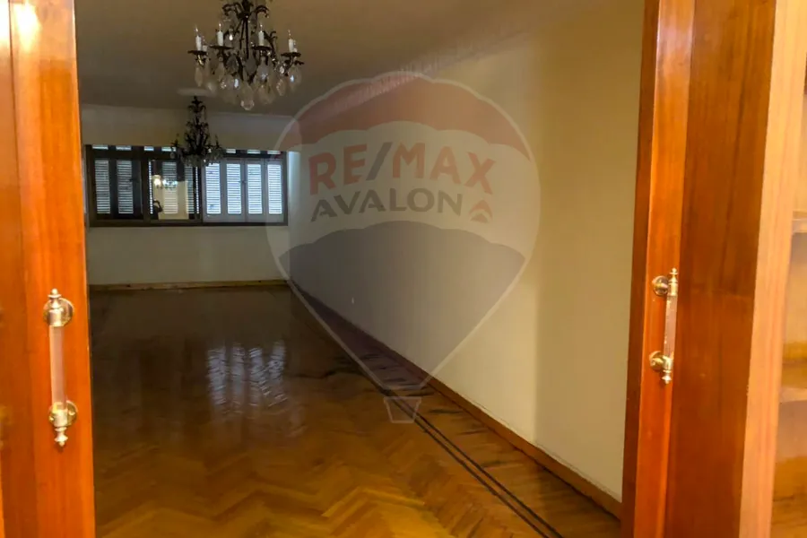 شقة للبيع 120 م سموحة (خطوات من مول زهران)