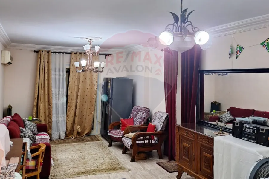 شقة للبيع 140 م كفر عبده (ش إبراهيم راجي)