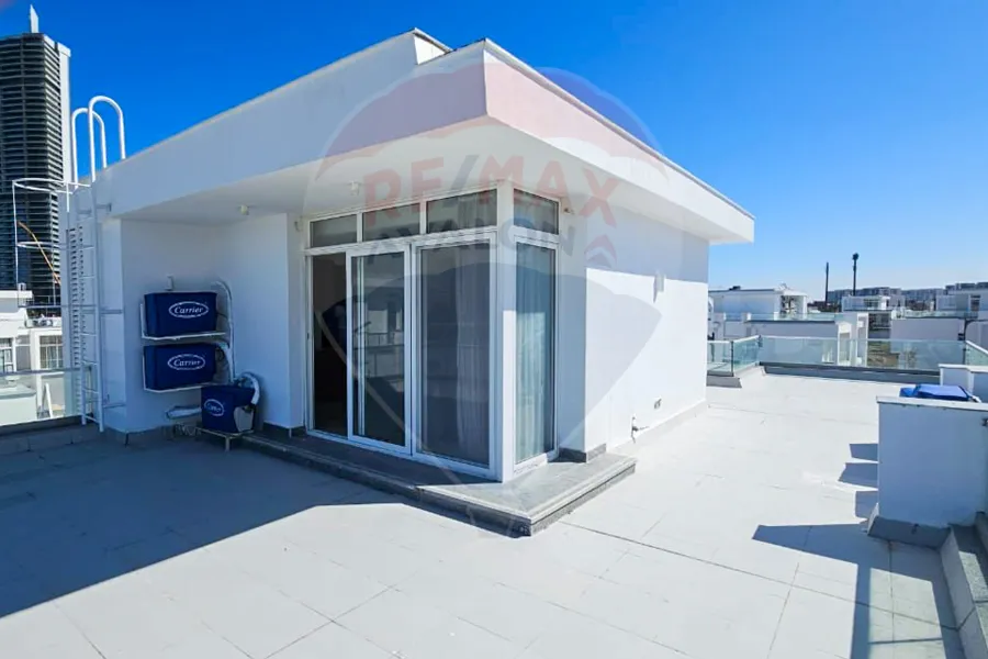 فيلا ستاندالوان للبيع (مزارين - العلمين) 720 م