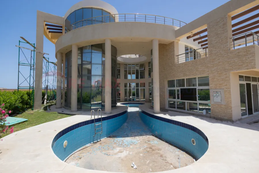 Palace for sale (Marseilia Beach 4 - Sidi Abddelrahman) 1,300 m