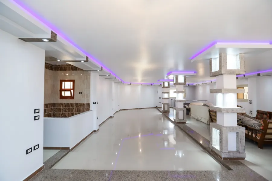 شقة دوبليكس للبيع 650م رشدي (متفرع من عبد الحميد العبادي)